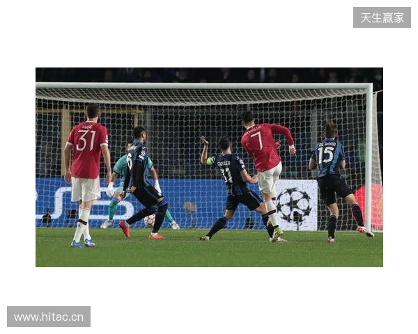 记者：因下赛季很大概率有欧冠踢，曼联想B费再至少留队1年